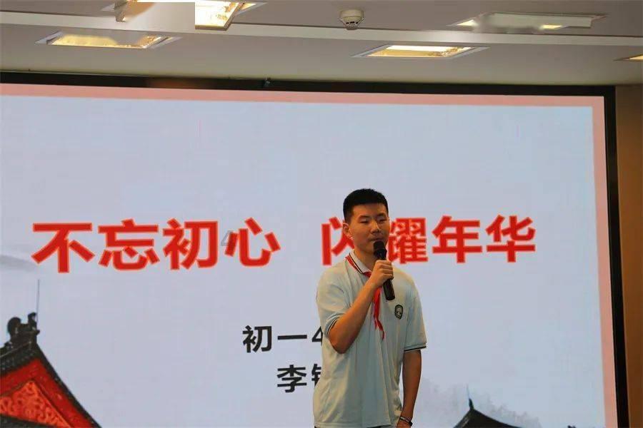 网购和实体店,你更喜欢在哪里买衣服?为什么呢?-实用机智问答网页